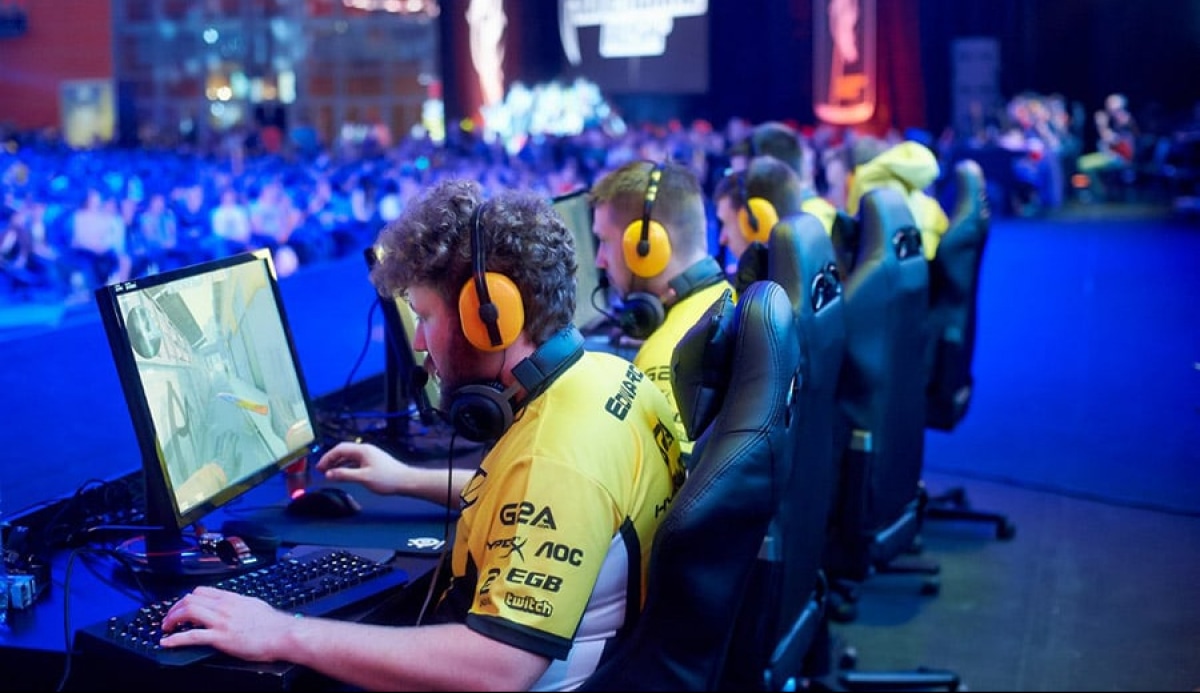 Kiberesports: azarts un prognozes